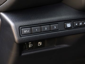 Lexus LBX